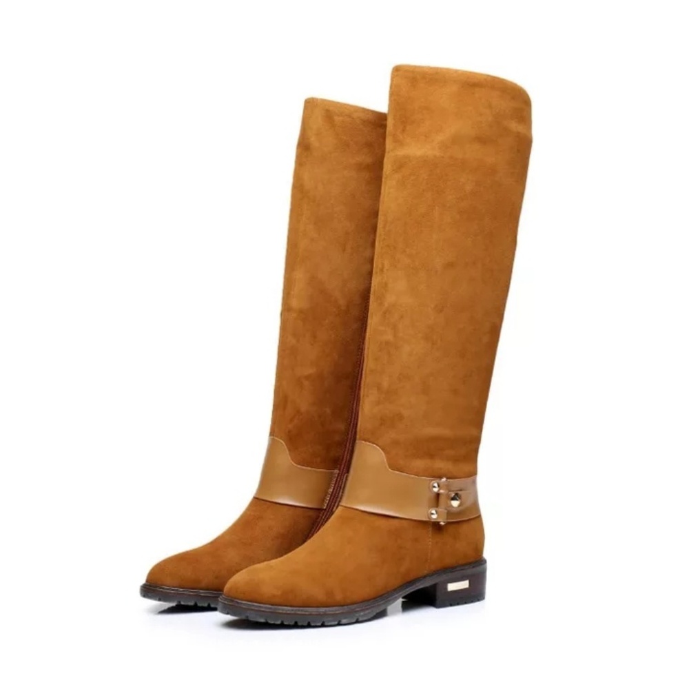 Sheepskin boots size 6.5